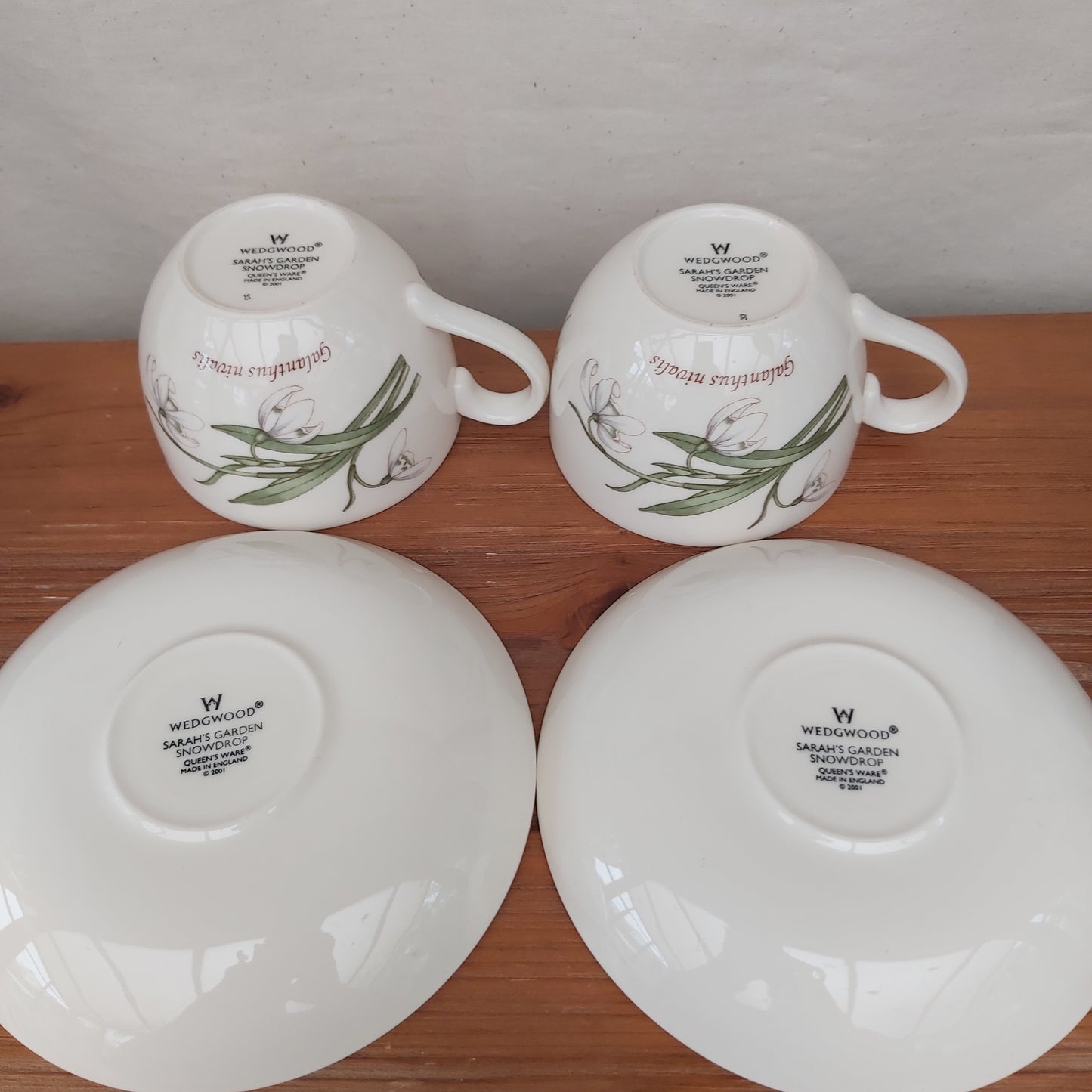 Pair of Wedgwood Sarah's Garden Snowdrop Cups & Saucers