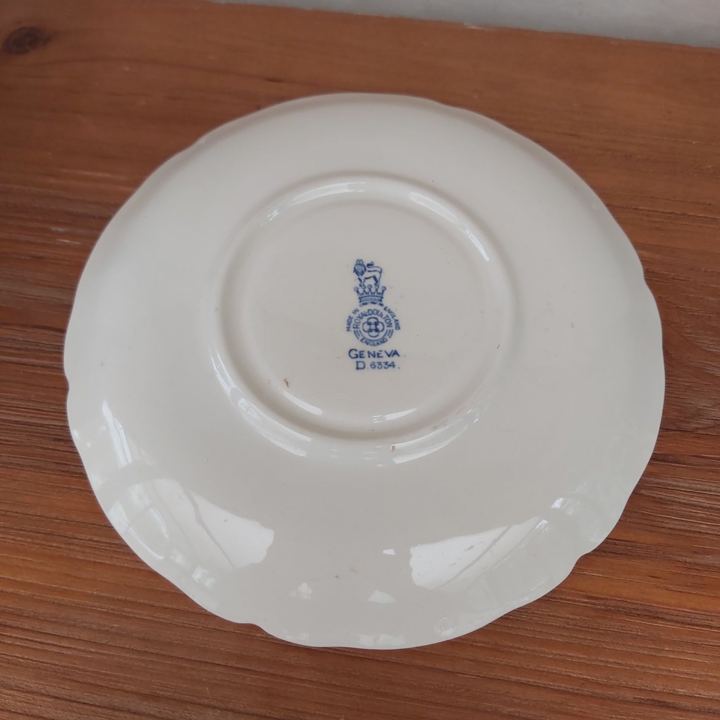 Royal Doulton Geneva Large Saucer D6334