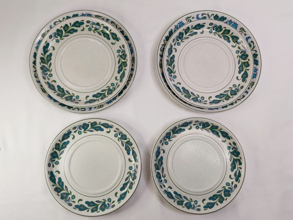 Set of 4 Vintage Midwinter Caprice Saucers
