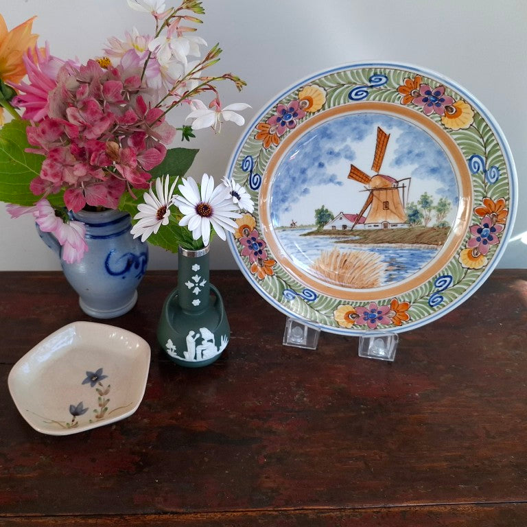 Japanese Tachikichi Tachibana Yoshi Pentagon Dishes Set of 4