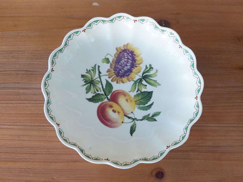 Spode "Victoria" Pattern Dish with Fluted Rim