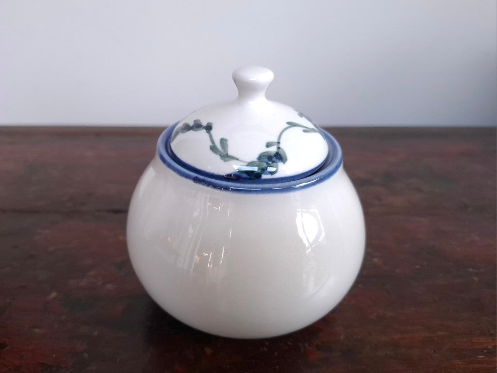 Temuka Pottery Lavender Sugar Bowl