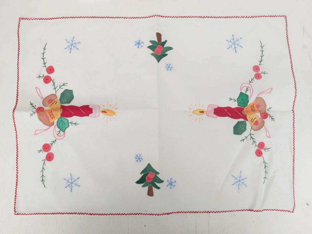 Vintage Christmas Applique Placemats Set of 4