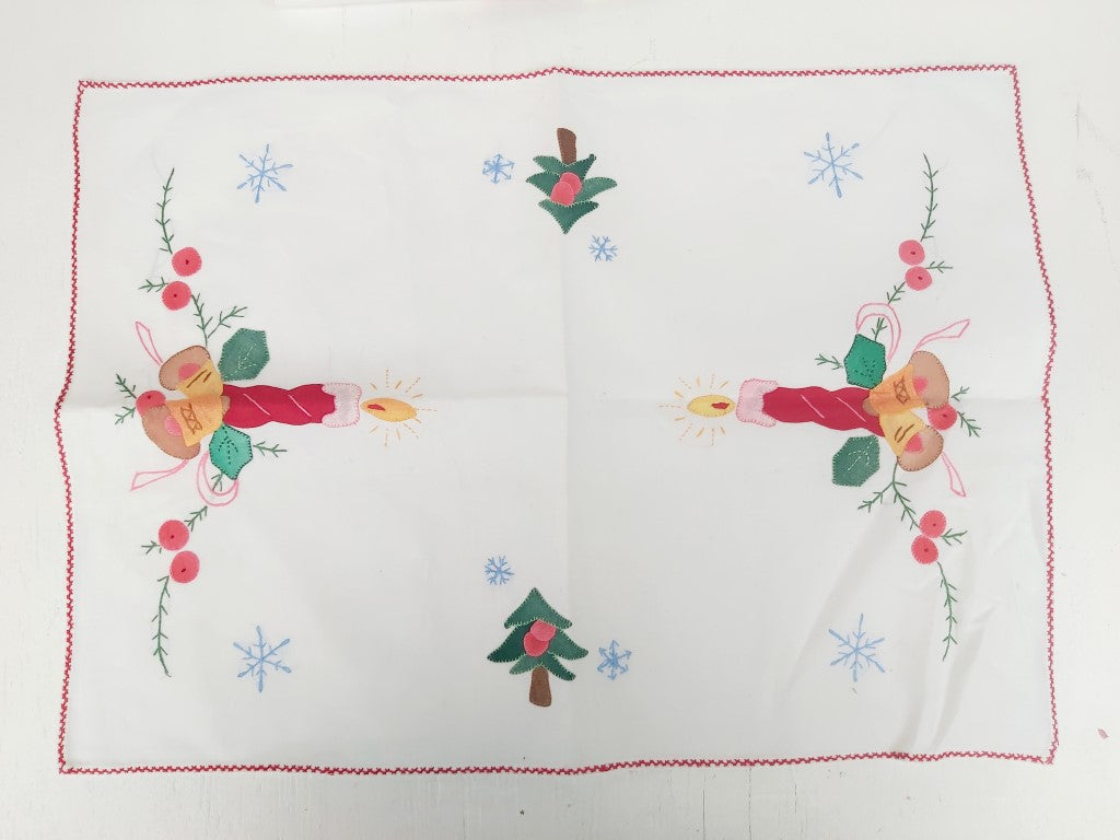 Vintage Christmas Applique Placemats Set of 4