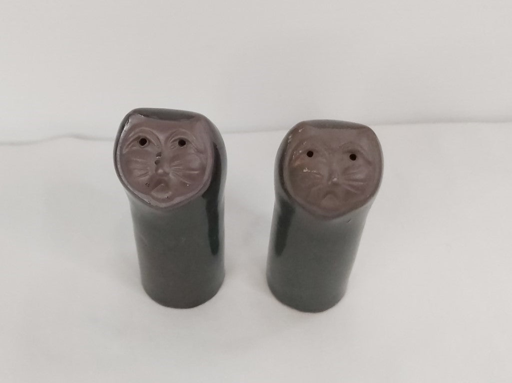 Japanese MCM Cat Salt & Pepper Shakers