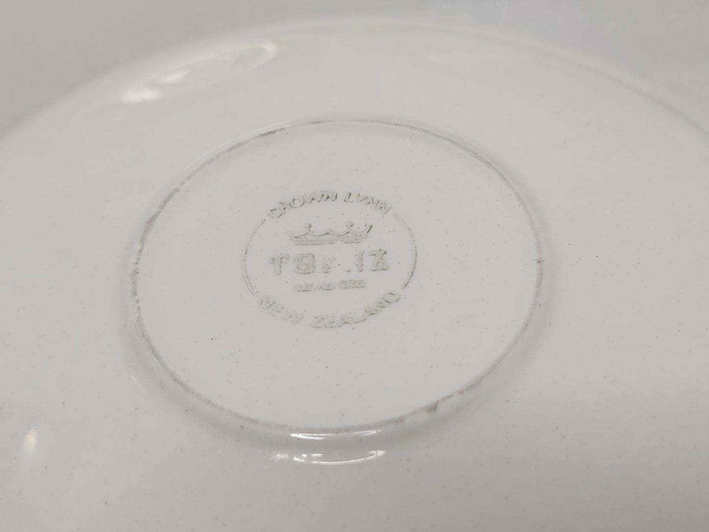 Crown Lynn Topaz 3 Cups and 6 Saucers
