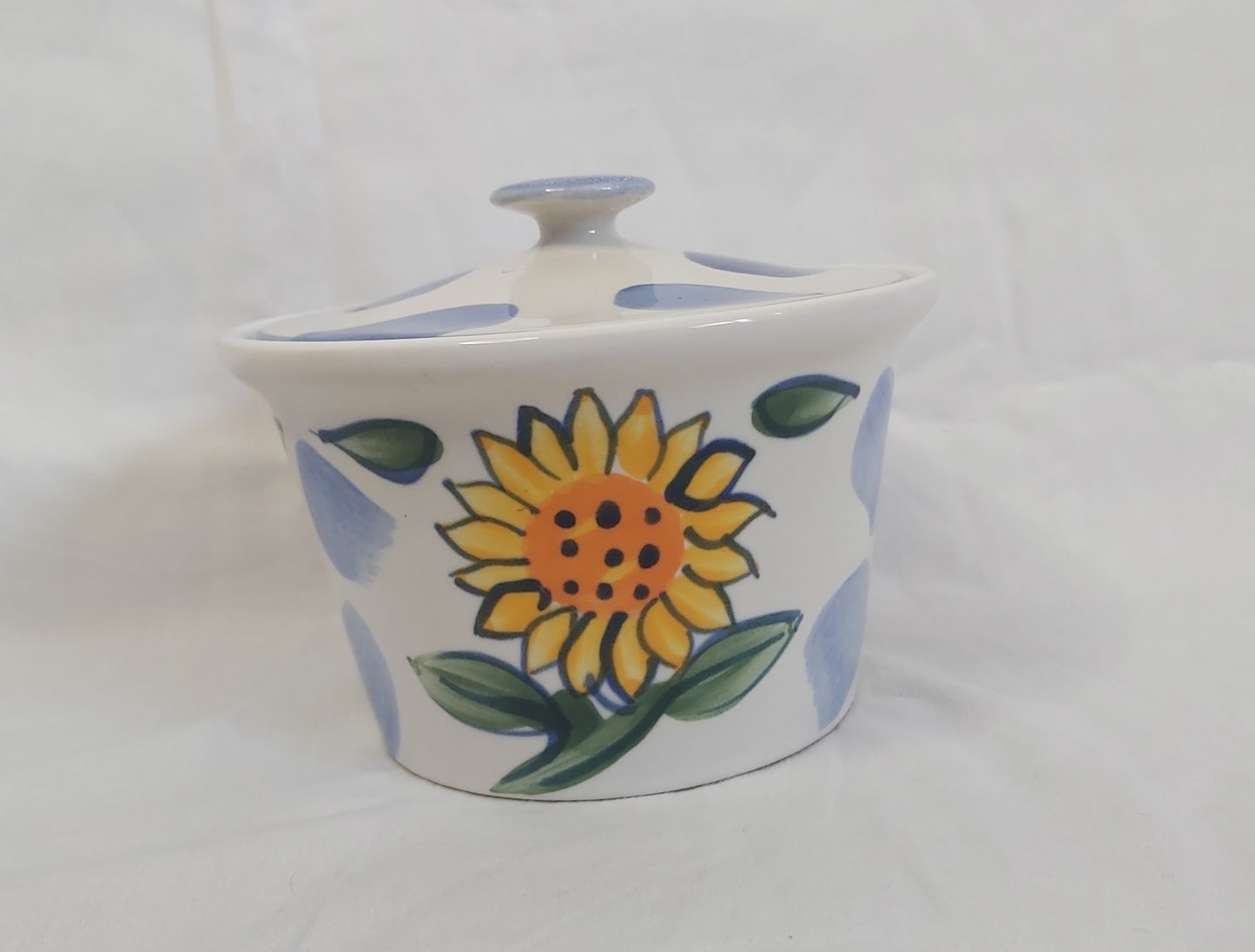 Temuka Pottery Meadow Lea Pot With Lid