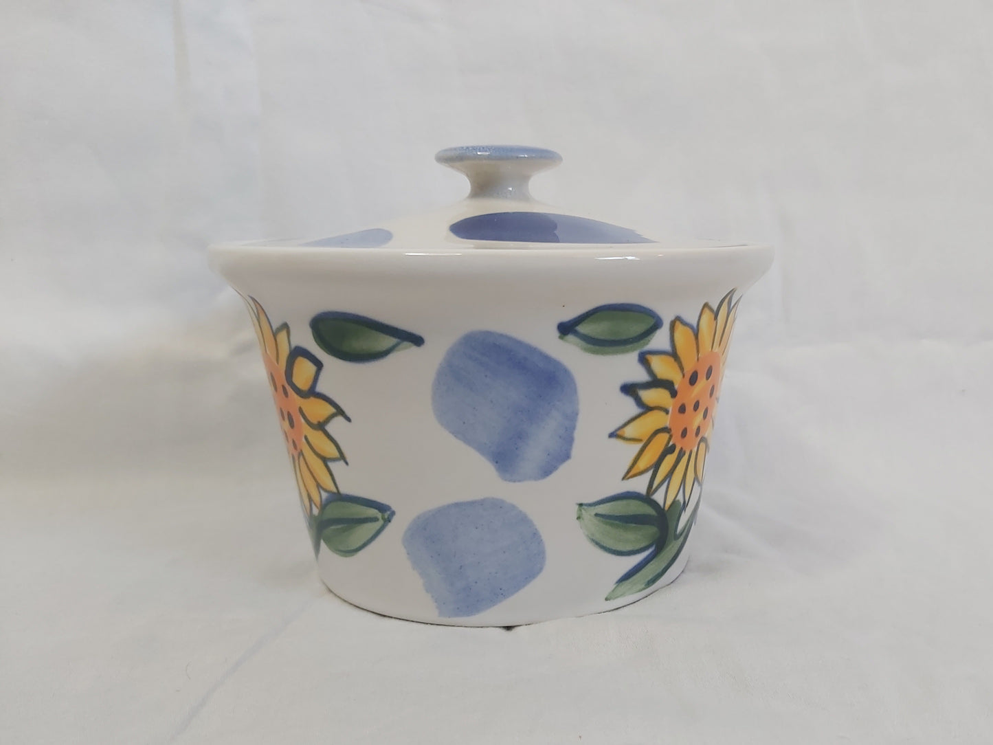Temuka Pottery Meadow Lea Pot With Lid
