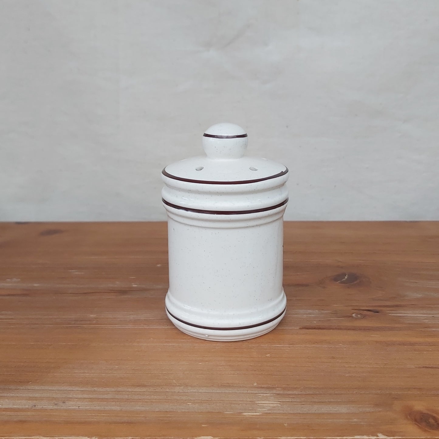 Vintage Gempo Japan Strawberry Pattern Shaker