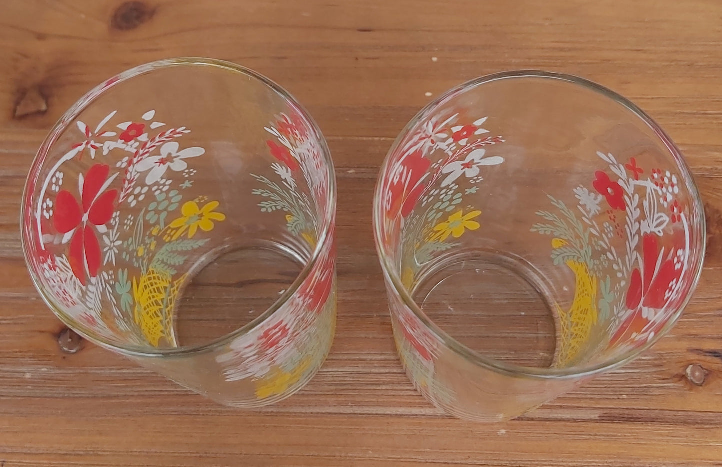 Pair of Pretty Vintage Floral Glass High Ball Tumblers