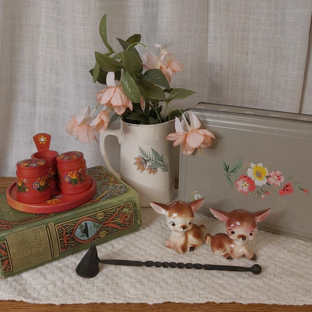 Vintage Fawn Salt and Pepper Shakers