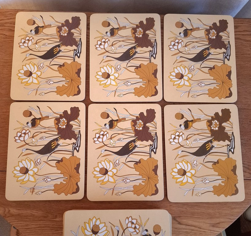 Rare Set of 12 Vintage Retro Heron Bird St Michael Placemats and Pot Stand