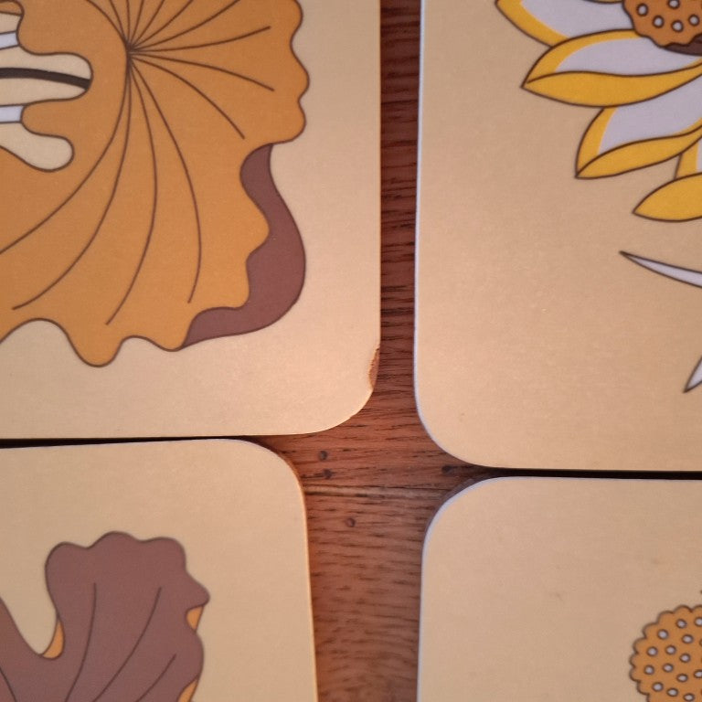 Rare Set of 12 Vintage Retro Heron Bird St Michael Placemats and Pot Stand