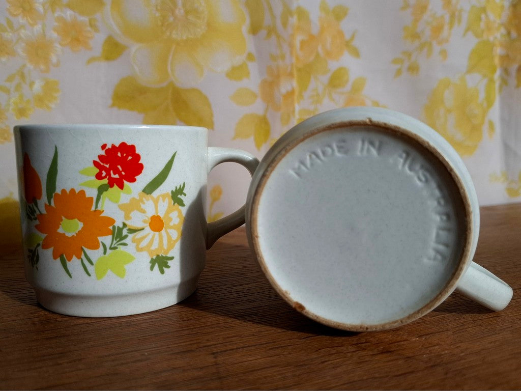 Pair of Australian Made Retro Coffee Cups