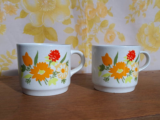 Pair of Australian Made Retro Coffee Cups