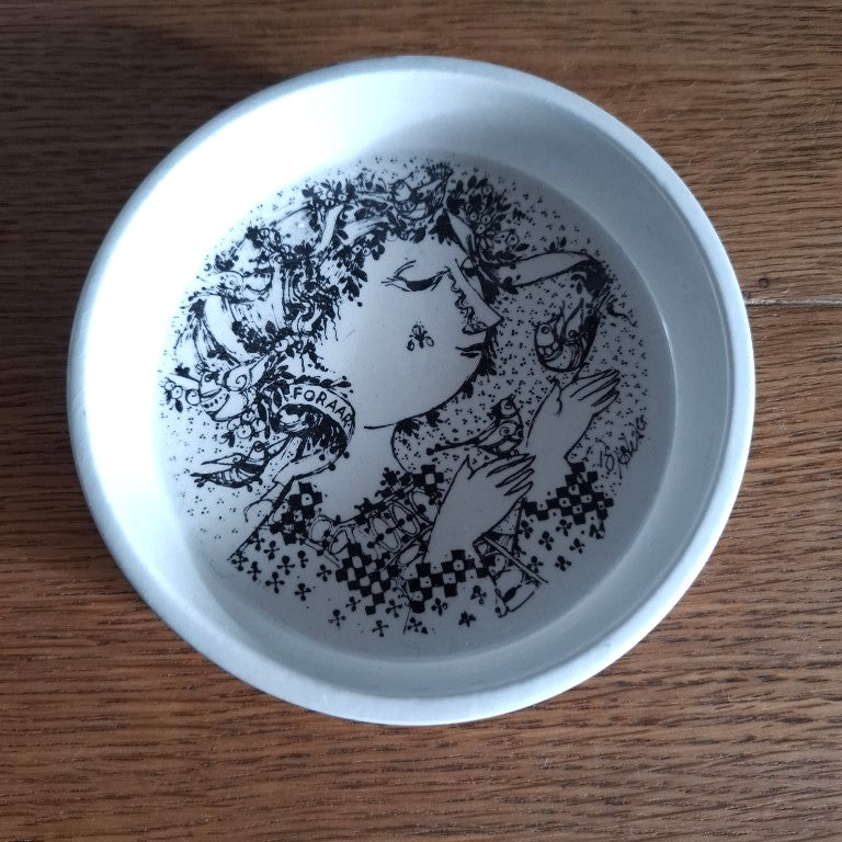 Foraar Spring Trinket Dish by Bjorn Wiinblad for Nymolle Denmark