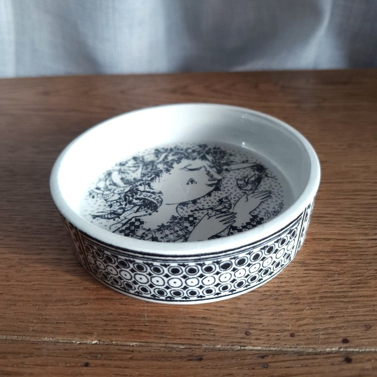 Foraar Spring Trinket Dish by Bjorn Wiinblad for Nymolle Denmark