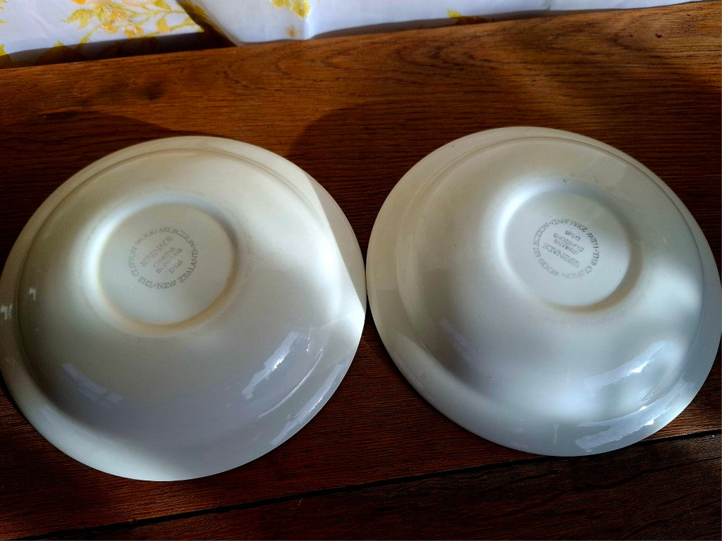 Pair of Crown Lynn Clifton Wood Serenade Bowls