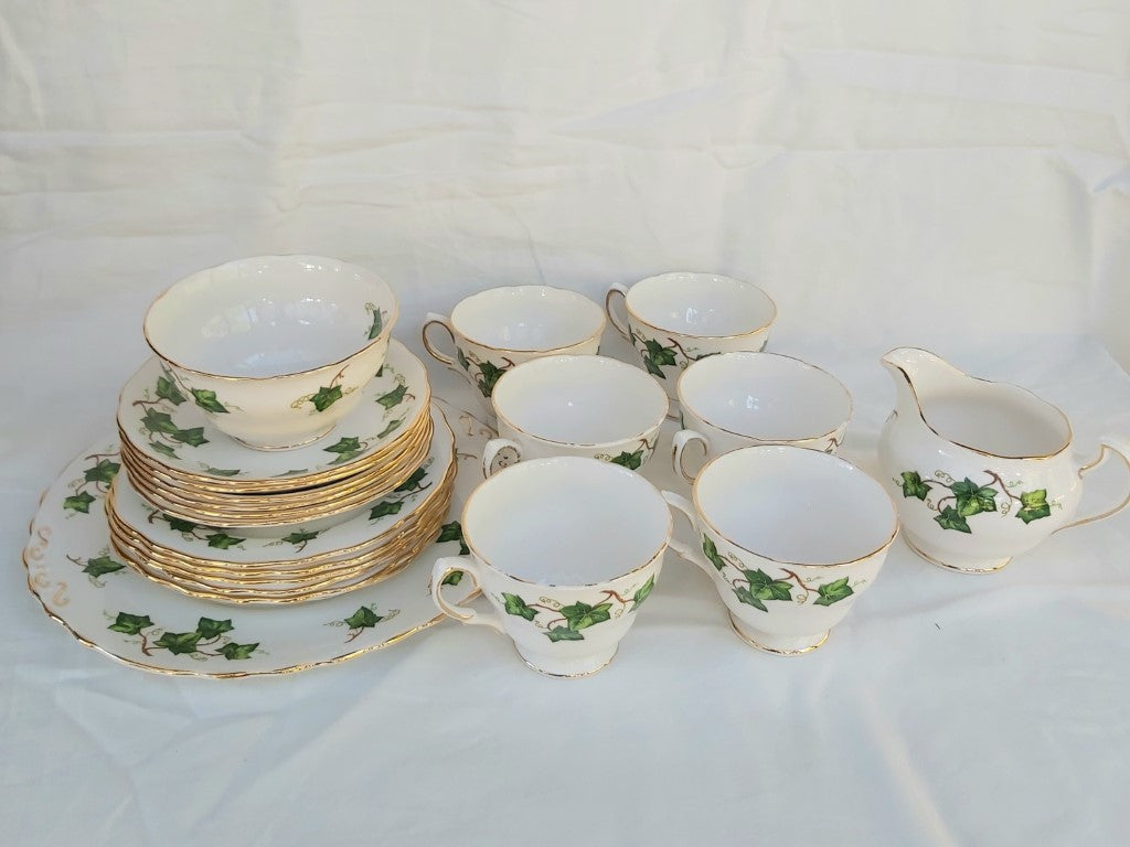 Colclough Ivy Leaf Pattern Tea Set
