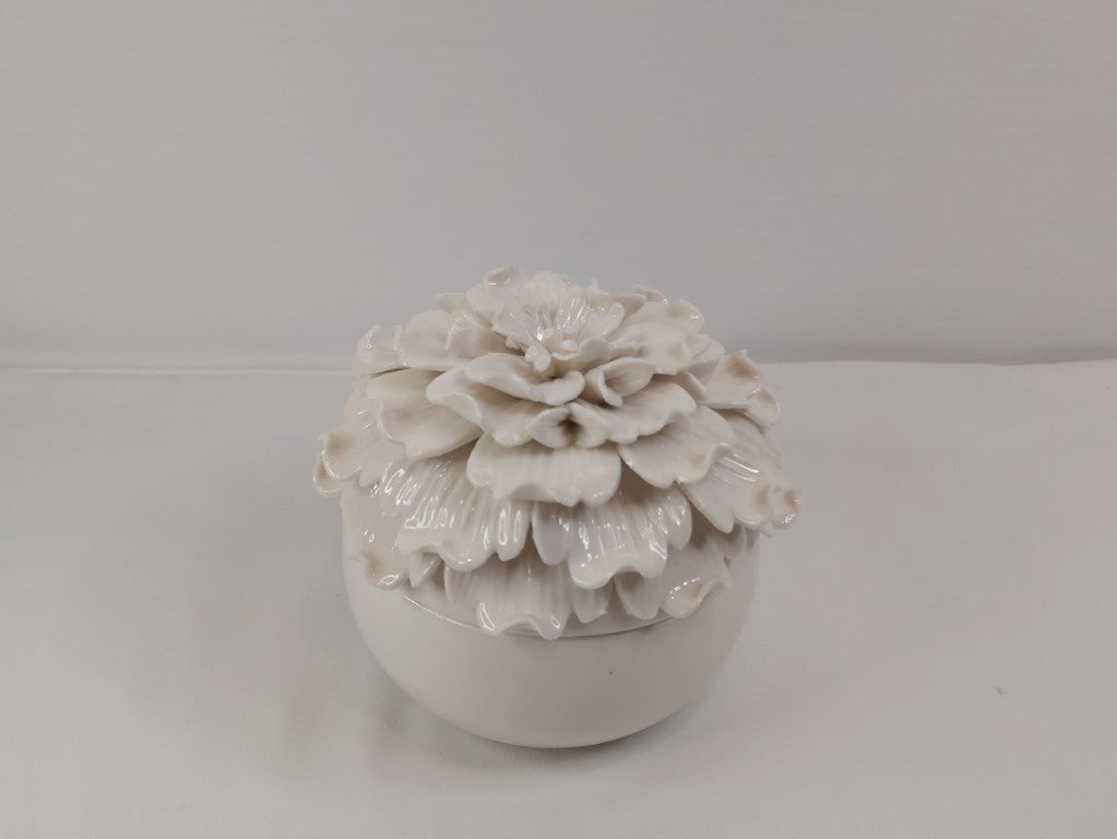 Stunning 3D Flower Lidded Trinket Bowl
