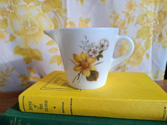 Autumn Glory JAJ Pyrex Milk Glass Jug