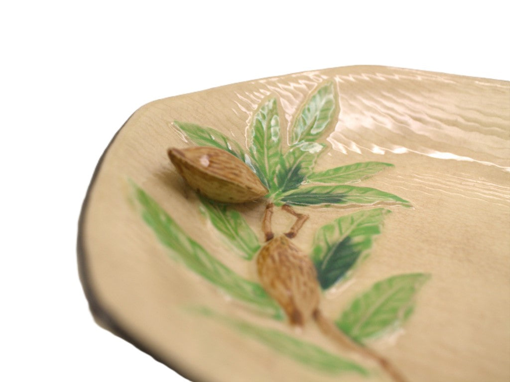 Maruhon Bowl with Almond Leaf Design - Vintage