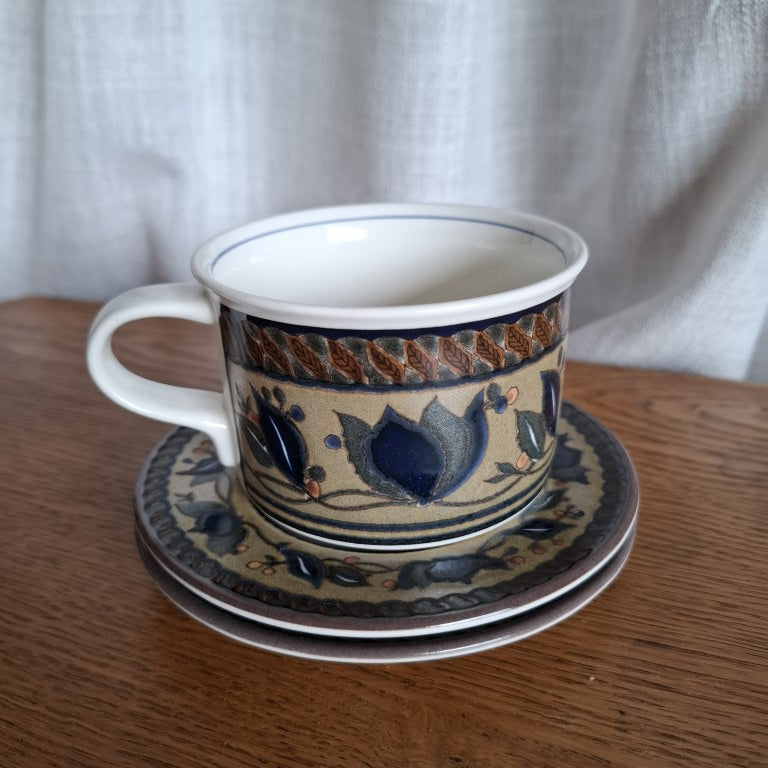 Mikasa Intaglio Arabella Flat Coffee Cup
