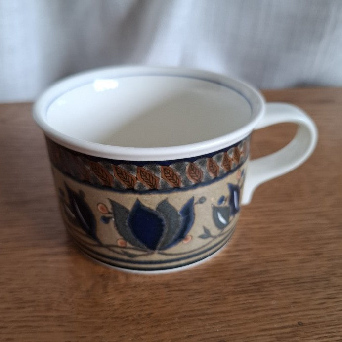 Mikasa Intaglio Arabella Flat Coffee Cup