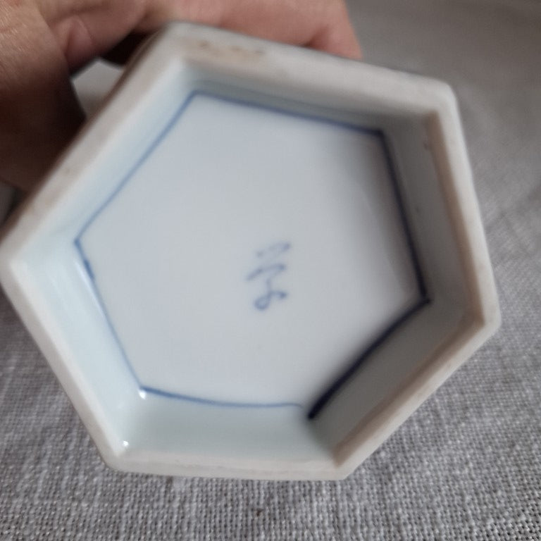 Pair of Ichimatsu Hexagonal Sake Bottles