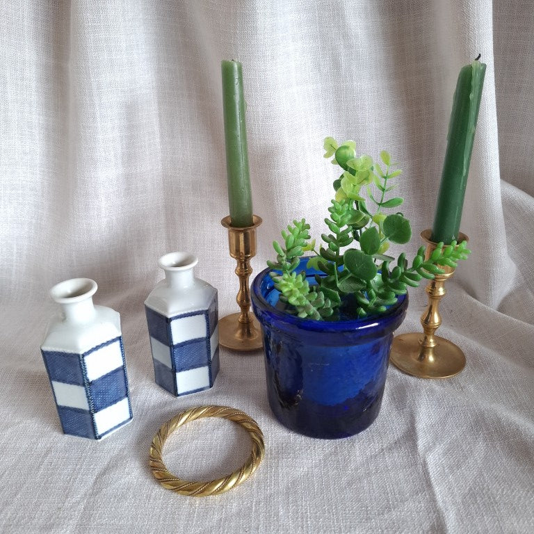 Pair of Ichimatsu Hexagonal Sake Bottles