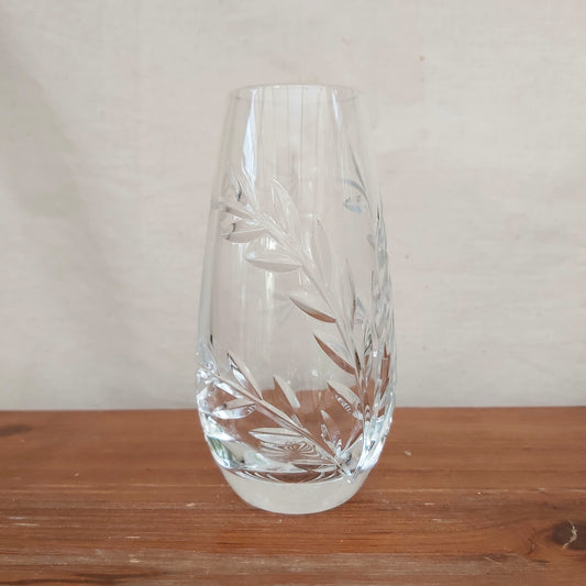 Pretty Edinburgh Crystal Vase