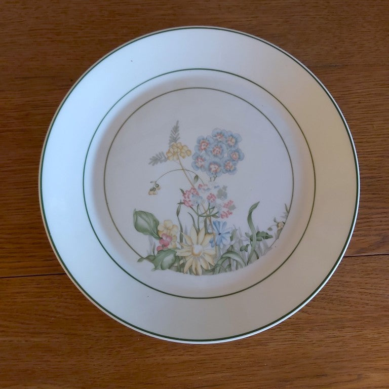 Royal Albert New Romance Spring Dawn Dinner Plate