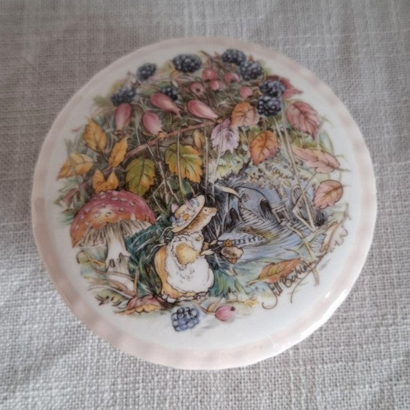 Royal Doulton Brambly Hedge Autumn Lidded Trinket Box