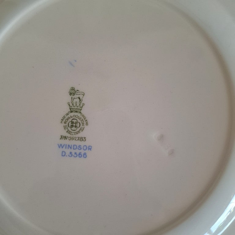 Royal Doulton Art Deco Windsor D5566 Dinner Plate