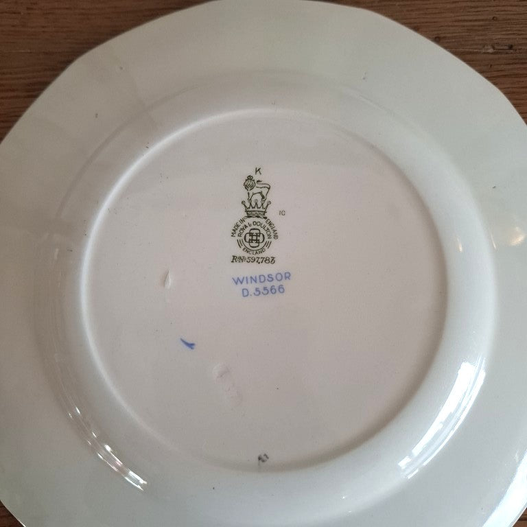 Royal Doulton Art Deco Windsor D5566 Luncheon Salad Plate