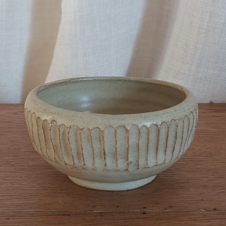 Stoneware Ridged Pottery Bowl Signed JT
