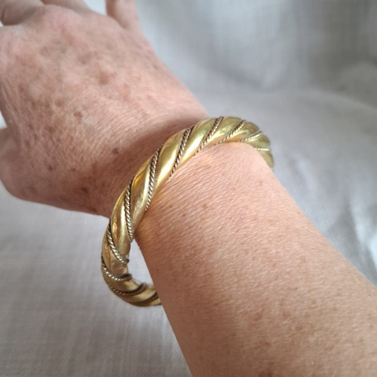 Vintage Twisted Rope Gold Toned Bracelet