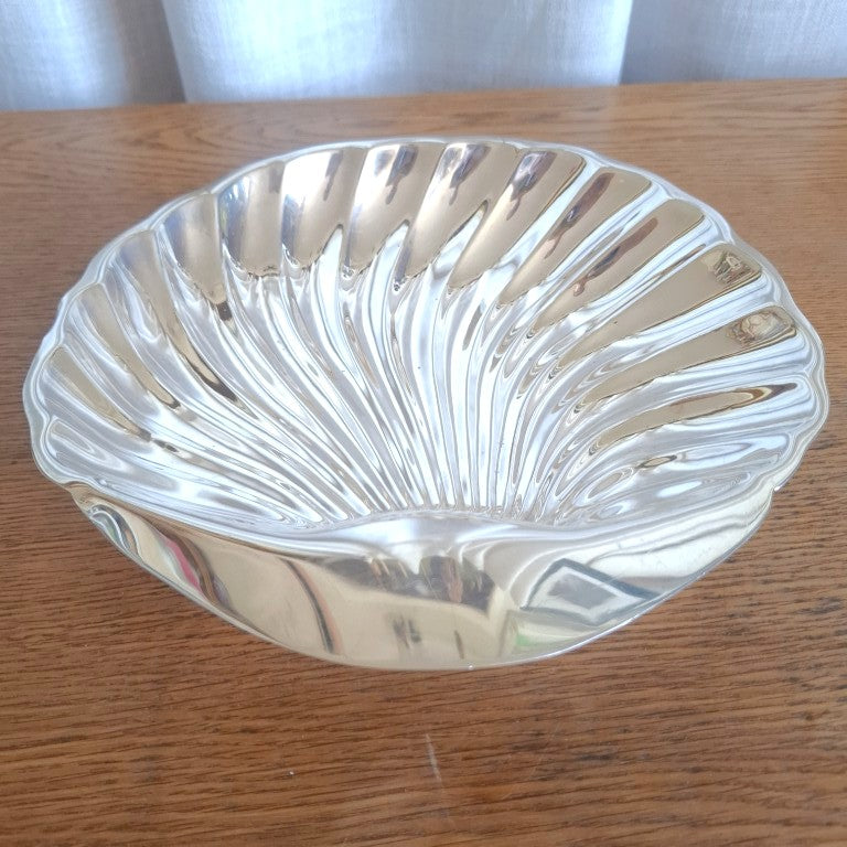 Vintage Apollo Bernard Rice's Sons Silver Plated Clamshell Serving Bowl – #5437