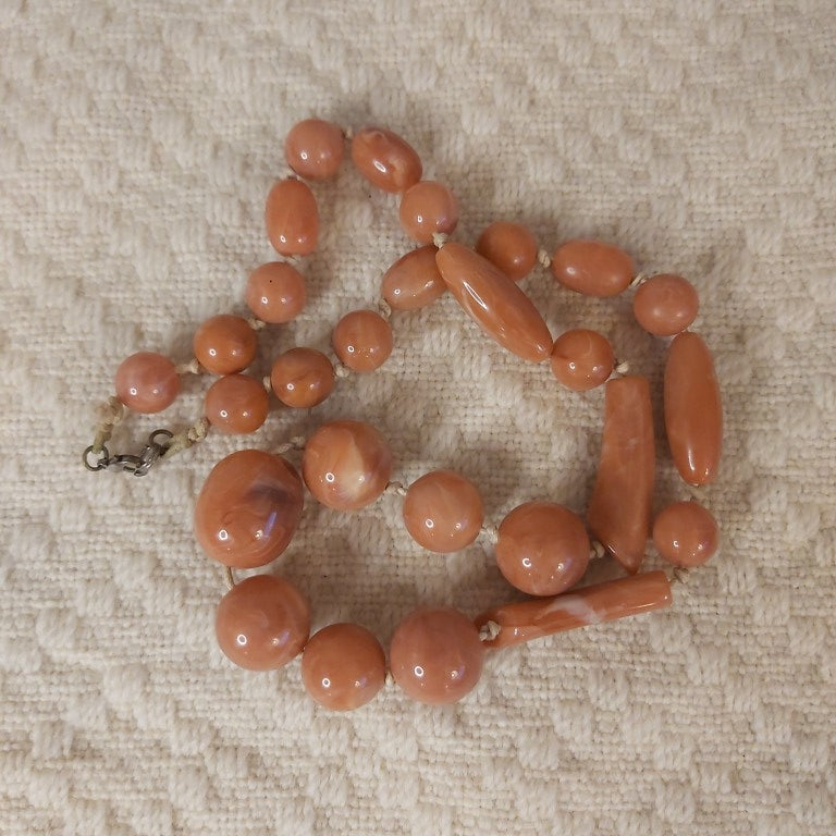 Vintage Mid Century Beaded Necklace