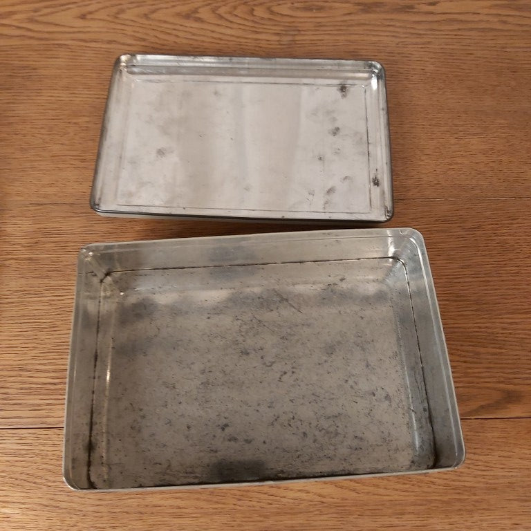 Vintage Griffins Biscuit Tin