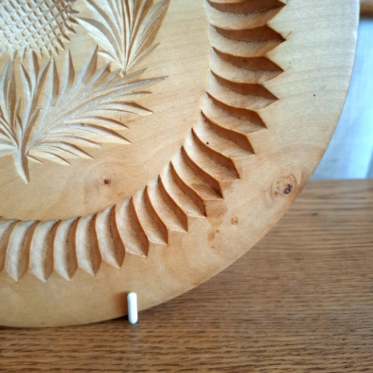 Large Traditional Carved Thistle Shortbread Press Mold